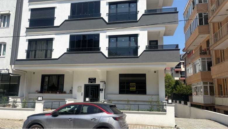 Bahçelievler’de Ev Fiyatları El Yakıyor