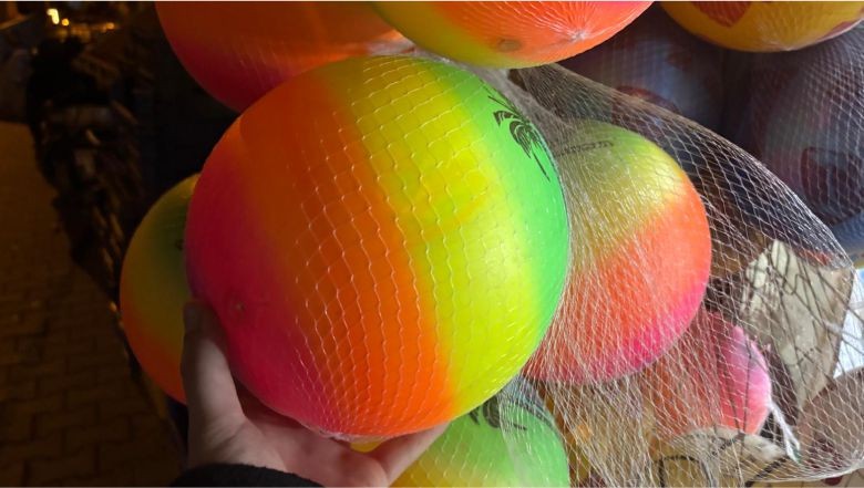 Balıkesir’de Plastik Toplar Rafta
