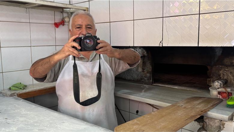 Gazetecilik Okudu, Lahmacun Tezgâhında Hayat Yazdı