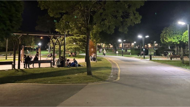 Balıkesir'de Sıcak Hava Akşamları Hareketlendirdi