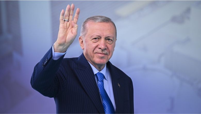 Erdoğan'dan Özgür Özel'e Telefon