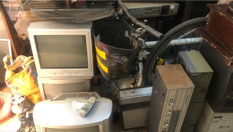 Balıkesir’de 50 Yıllık Usta Eski Eşyaları Hayata Döndürüyor