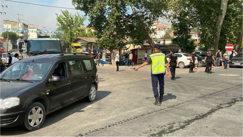 Çanakkale’de Orman Yangını Nedeniyle 6 Köy Boşaltılıyor