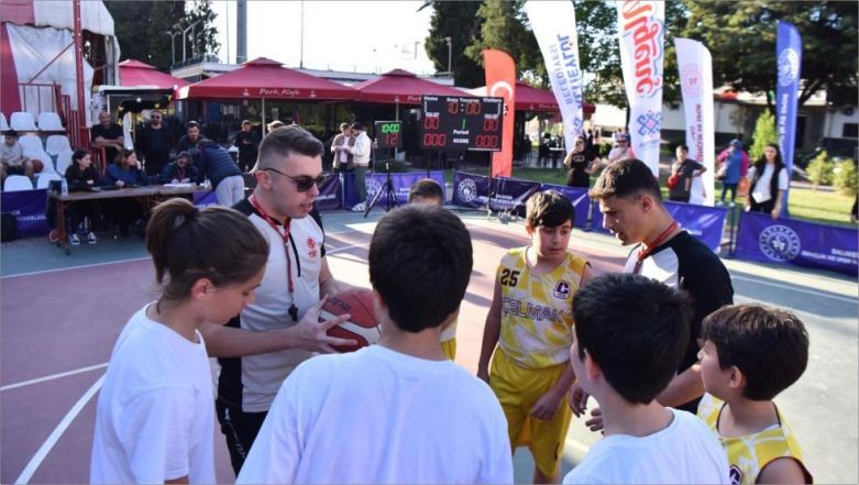 Sokak Basketbol Turnuvasına Büyük İlgi