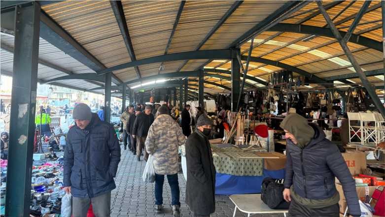 Balıkesir'in Hayalet Pazarı, Sadece Sabahları Görünüyor