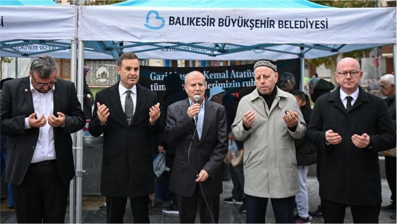 Müftüden Atatürk’e övgü: “Gazilerin gazisi büyük komutan”