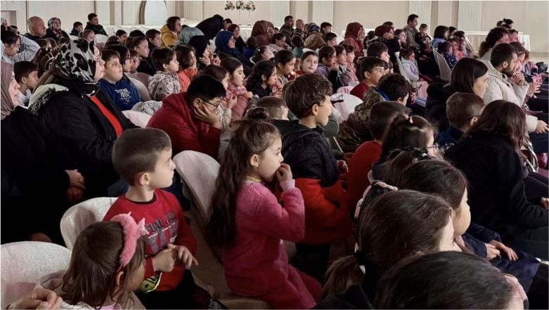 Başkan Lapanta Çocuklarla Film İzledi