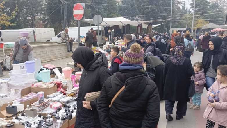 Cumartesi Pazarı 2020'yi Anımsattı