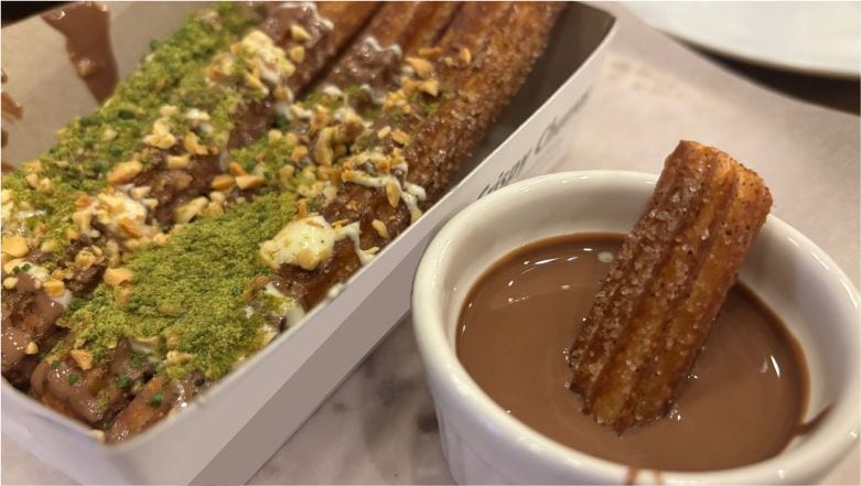 Churros ve Sütlü Kahve: Tatlı ve Lezzet Dolu Bir Kombinasyon
