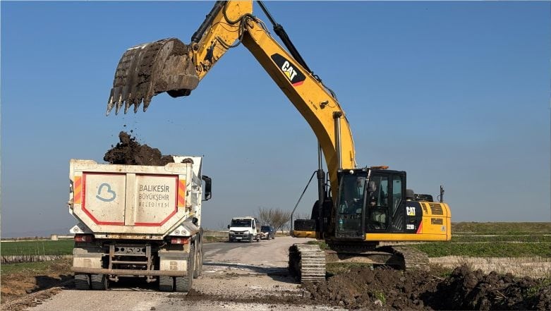 Büyükşehir, Gönen’de Ulaşımı Daha Güvenli Hale Getiriyor