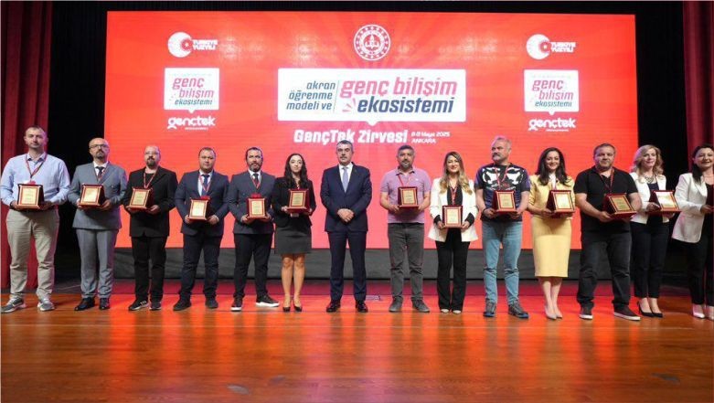 Gençtek Zirvesi’nde Balıkesir Rüzgârı Esti
