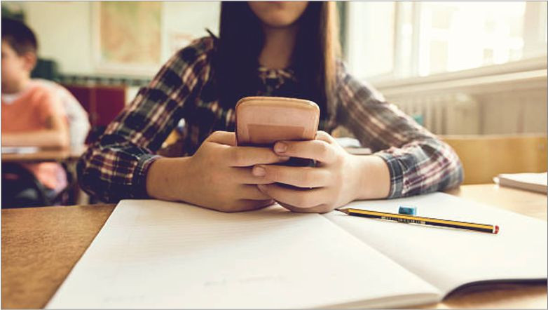 Okullarda Telefon Yasağı