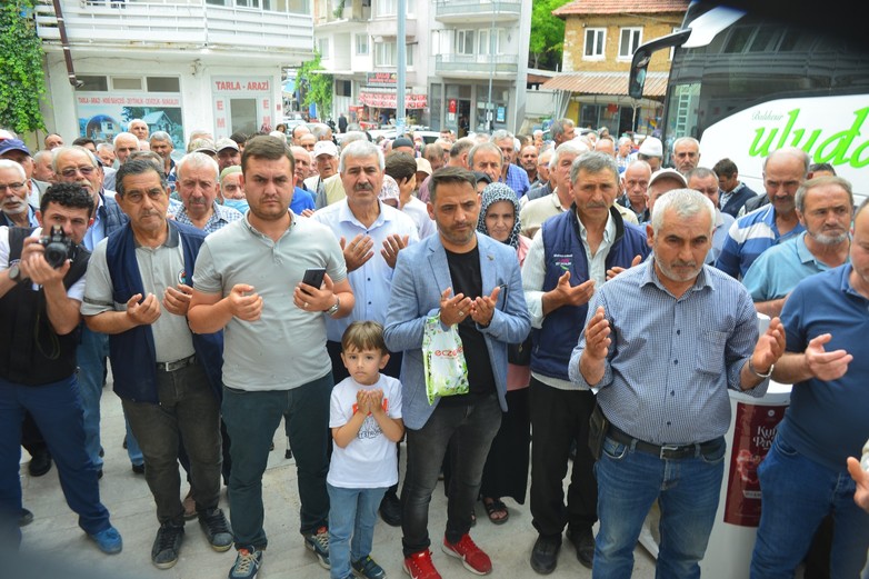 Savaştepe’de Hacılar Kutsal Topraklara Uğurlandı