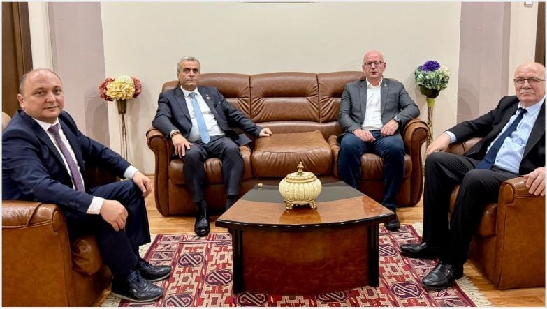 CHP’den BESOB’a Ziyaret