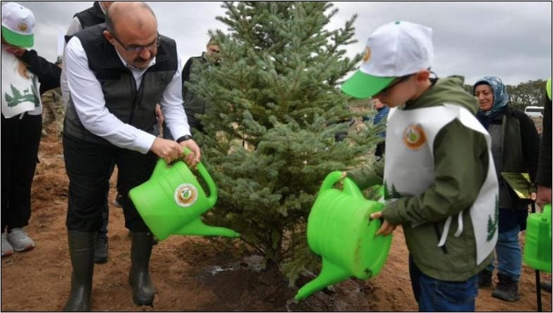 Balıkesir’de Fidanlar Toprakla Buluştu