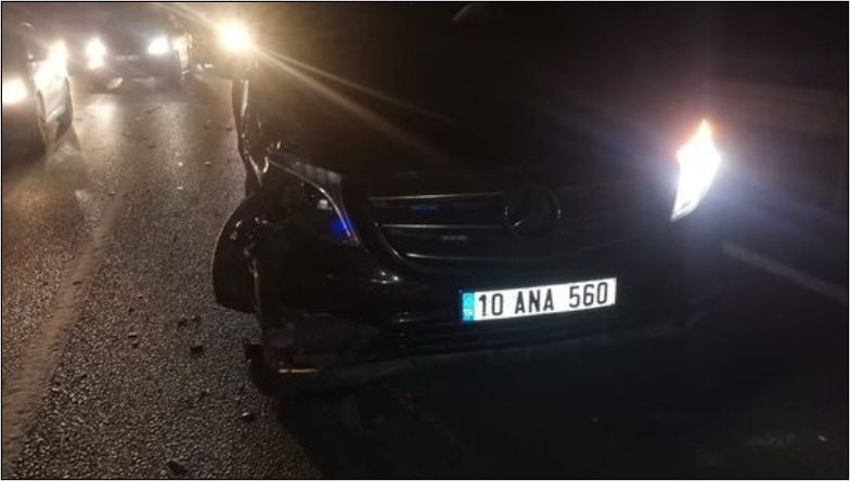 Vali Ustaoğlu'ndan AK Parti İl Başkanı Aydemir'e Ziyaret Vali Ustaoğlu'ndan AK Parti İl Başkanı Aydemir'e Ziyaret