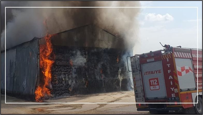 Samanlıkta 500 Ton Yonca Heba Oldu