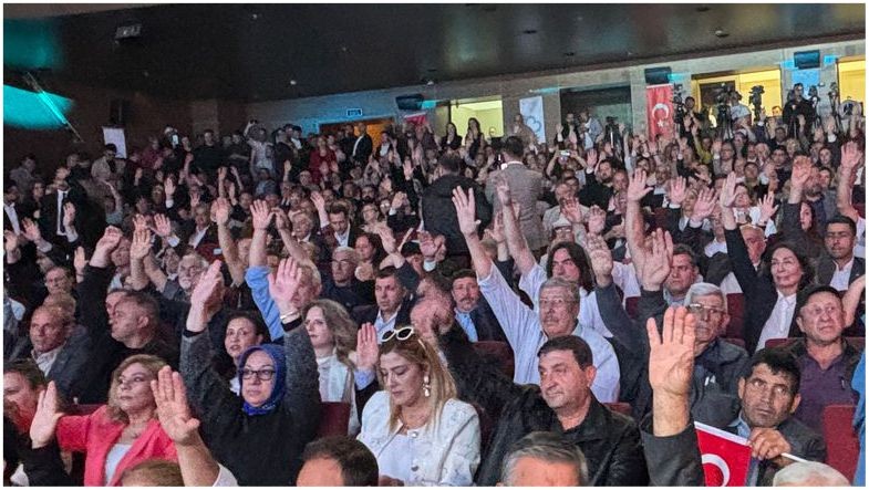 Ahmet Akın Balıkesir’de Coşkuyla 1. Yılını Kutladı