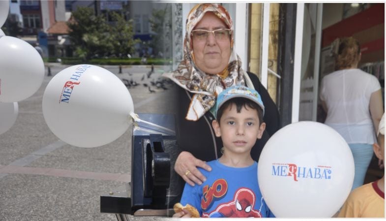 Merhaba Gazetesi’nden Çocuklara Bayram Şekeri