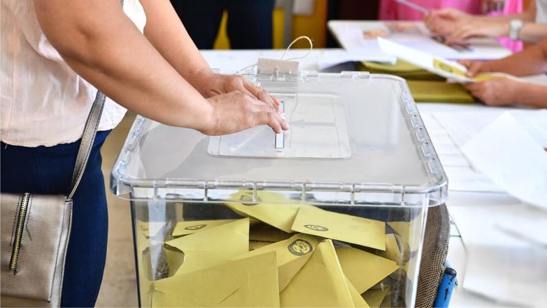 2.Tur Seçim Heyecanı Yurt Dışında Başladı