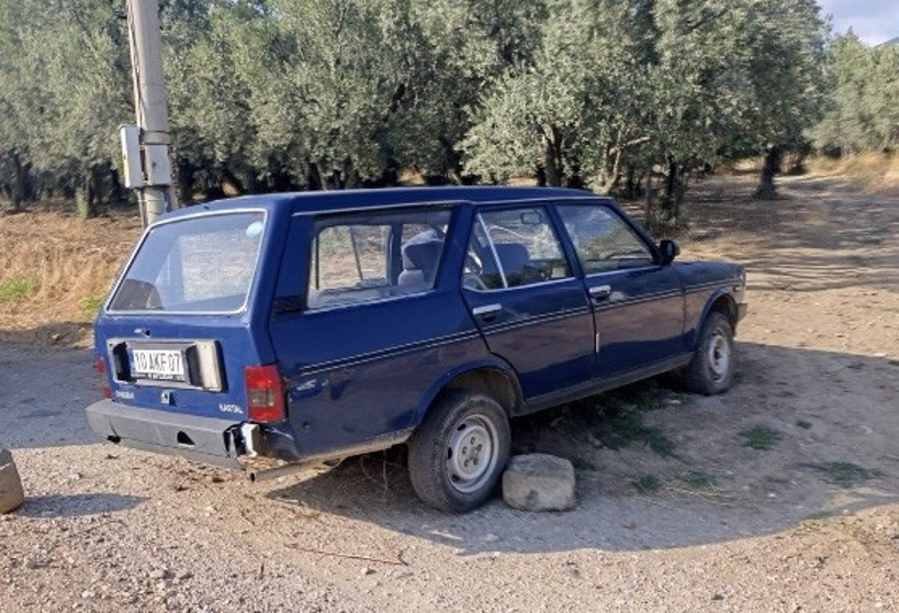 Erdek'te Trafik Kazası! Araç Yan Yattı, Sürücü Altında Kaldı