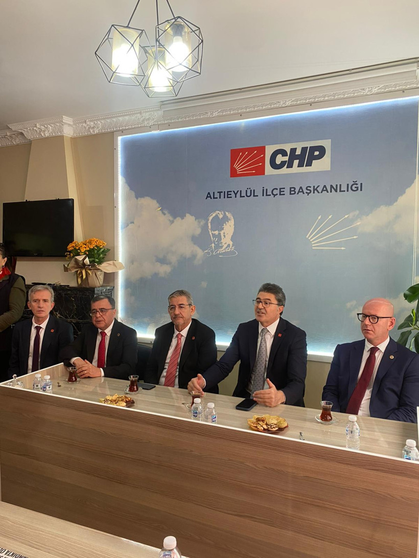 CHP’li Ensar Aytekin, Altıeylül İlçe Başkanlığını Ziyaret Etti - 3. resim