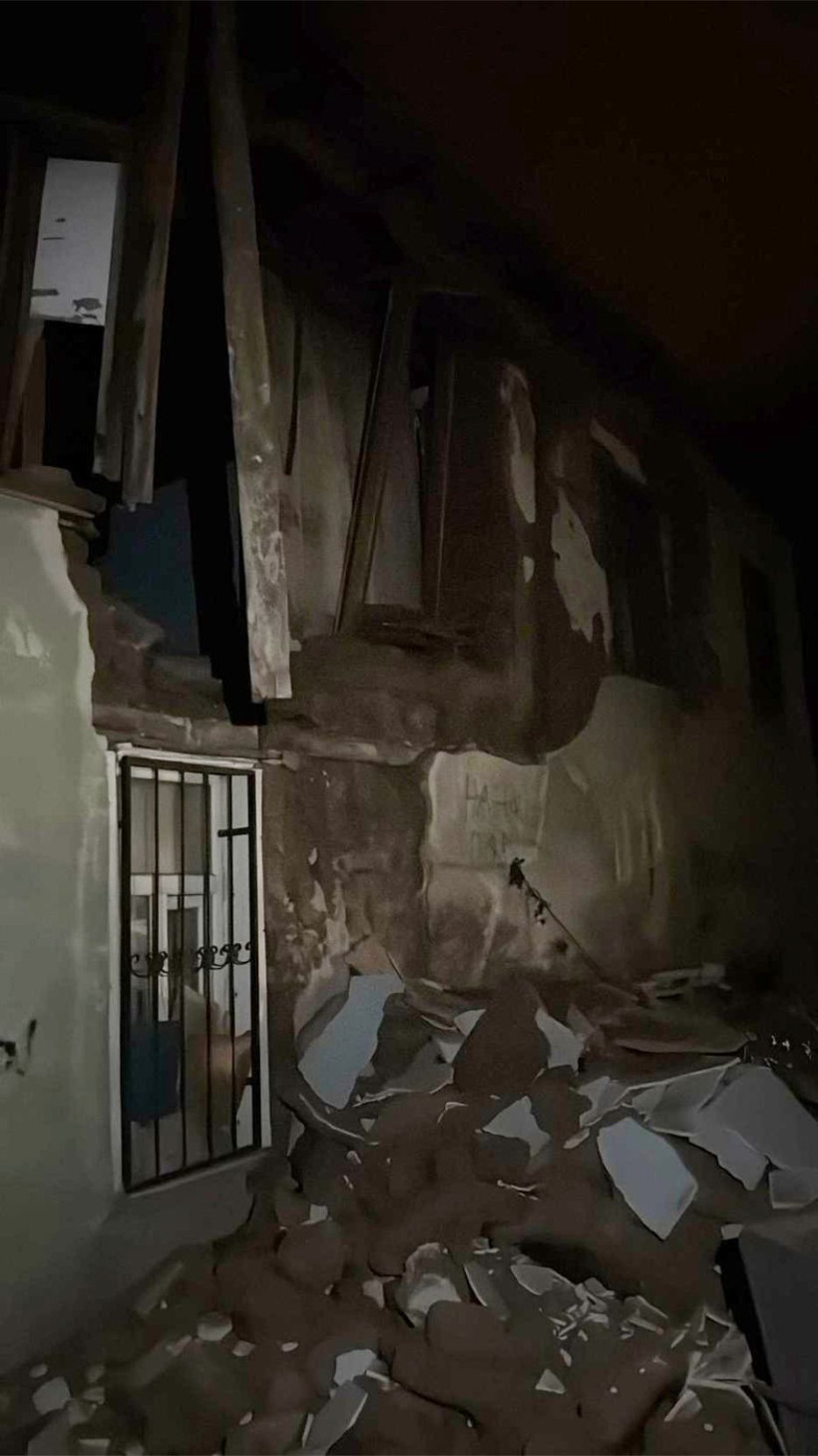 Sındırgı'da Yeni görüntüler: Yıkımın Boyutu Ortaya Çıktı - Resim: 4