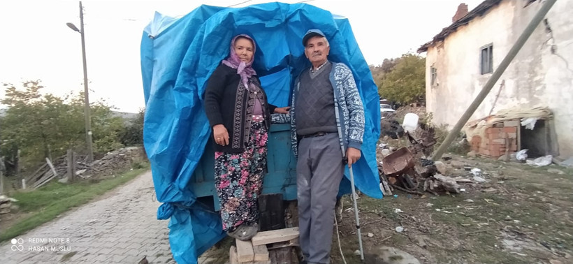 Balıkesir'de Nerde Vali? Nerde Kaymakam ?Nerde Siyasiler? 72 Yaşında Depremzedenin Acı İsyanı! - 1. resim