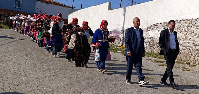 Yuntdağ’ın Kadınları Gelenekle Direniyor: Bohçalar Hazır, Yollar Dualarla Dolu - 3. resim