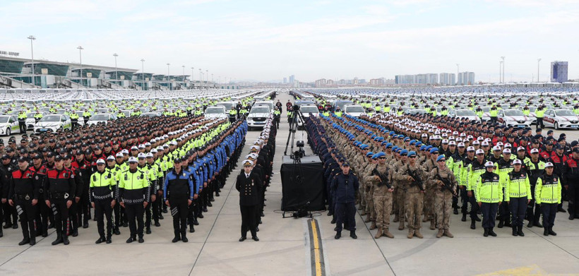 Balıkesir Valisi Ustaoğlu, Ankara’daki teslim töreninde