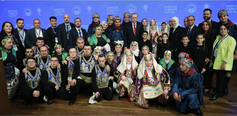 Cumhurbaşkanı Erdoğan: “Engelli vatandaşlarımızın sorunlarını çözüme ulaştırmak birincil önceliğimizdir”