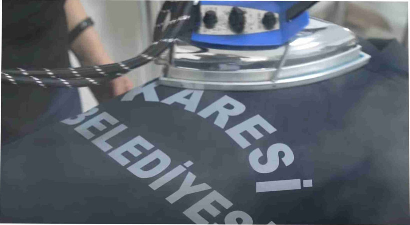 Karesi Belediyesi İş Kıyafetlerini Kendi Üretiyor