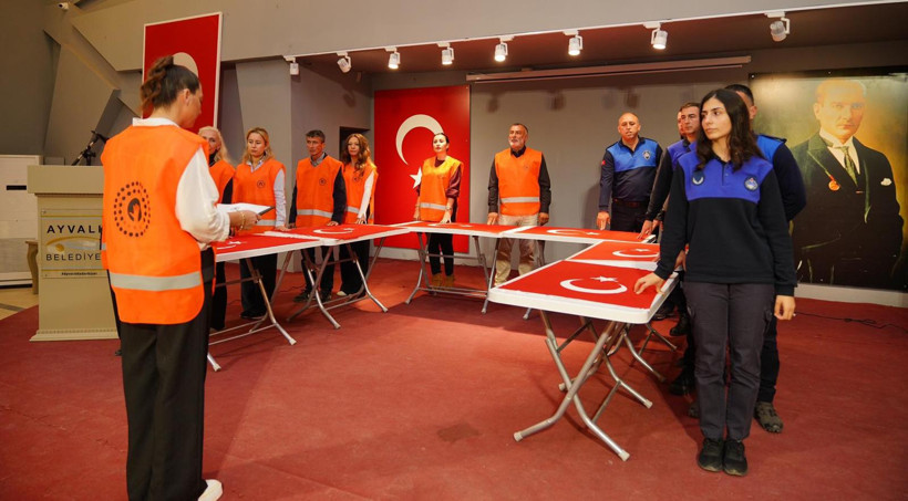 Başkan Mesut Ergin: “Afetlere hazırlıklı bir Ayvalık için eğitimlerimizi sürdürüyoruz”