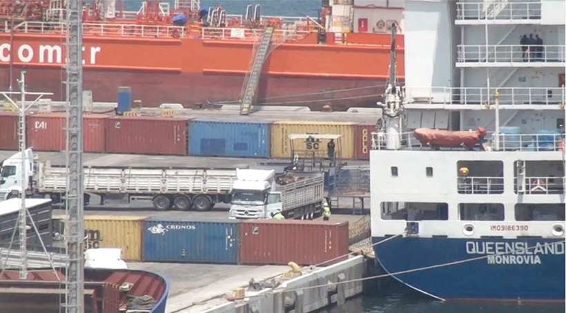 ''Yüzen Ahır'' Balıkesir'e Ulaştı