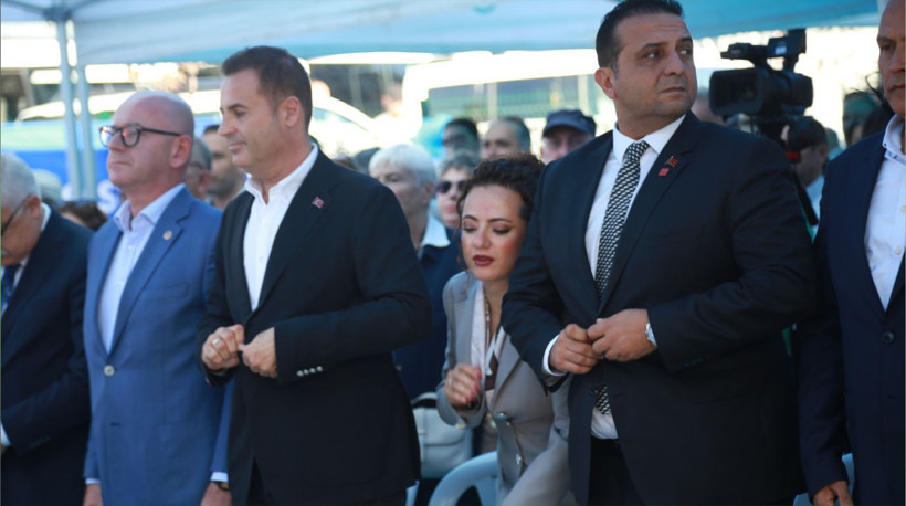 Edremit Belediye Başkan Vekilinin Protokoldeki Zor Anları - 2. resim