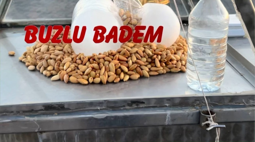 Ayvalık’ta Yazın Tadı Buzlu Bademle Çıkıyor