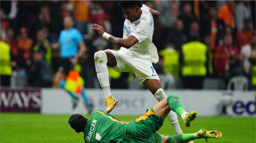 Galatasaray’dan UEFA’ya Hakem Şikayeti