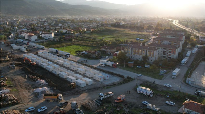 Sındırgı’da Depremzedelere Umut: Konteyner Kent Yükseliyor - Resim: 1