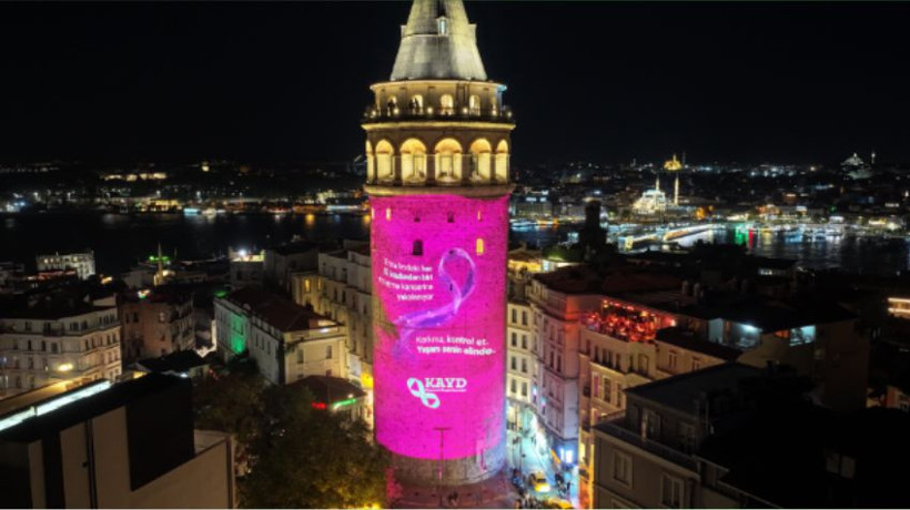 Galata Kulesi bu kez umut için ışıldadı 2