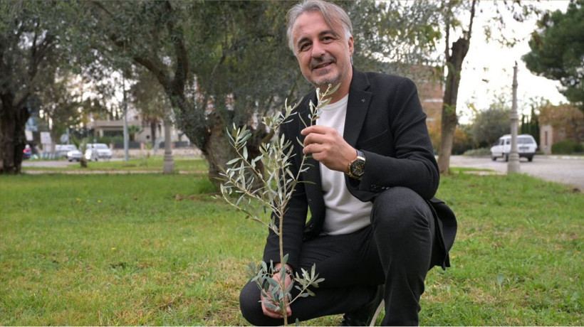 Kar Spor İda Ultra öncesinde zeytin fidanları toprakla buluştu