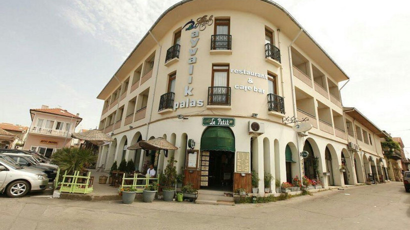 Balıkesir’in Bu Kafesinde “Küçük Prens” Sizi Bekliyor