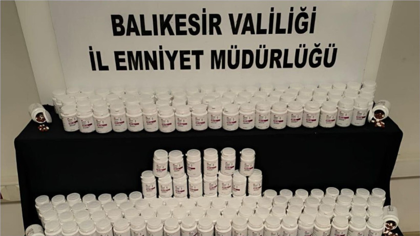 Balıkesir’de 15 Bin Adet Sentetik Ecza Hap Ele Geçirildi