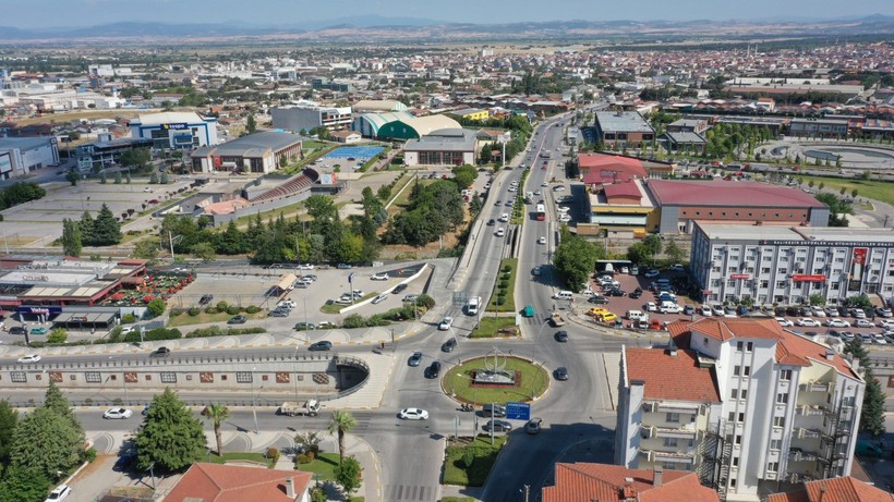 Büyükşehir’den trafiği rahatlatan çalışma