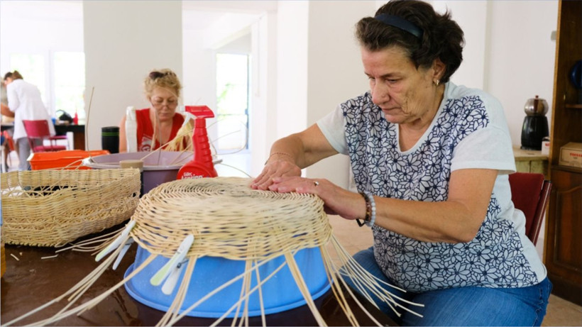 Ayvalık’ta 13 Aktif Kurs! Mahalleevleri Üretiyor