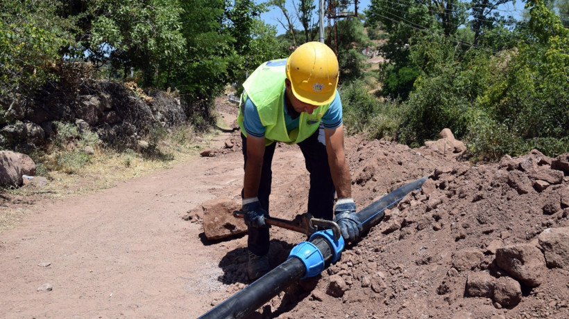 Başkan Akın’dan Kargın’a Sağlıklı Su Yatırımı