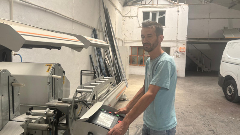 Cam Balkona İlgi Patladı! Balıkesirli Usta Mustafa Anlattı