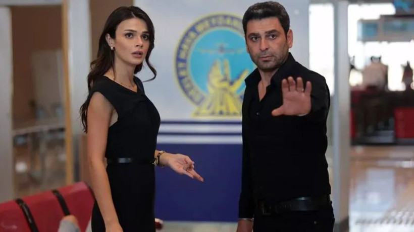 “Uzak Şehir” Yeni Sezon Sosyal Medyayı Salladı