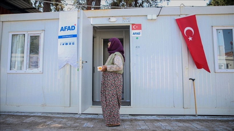 İletişim Başkanlığı: Sındırgı'da 320 Konteyner Sevk Edildi, 263'ü Kuruldu