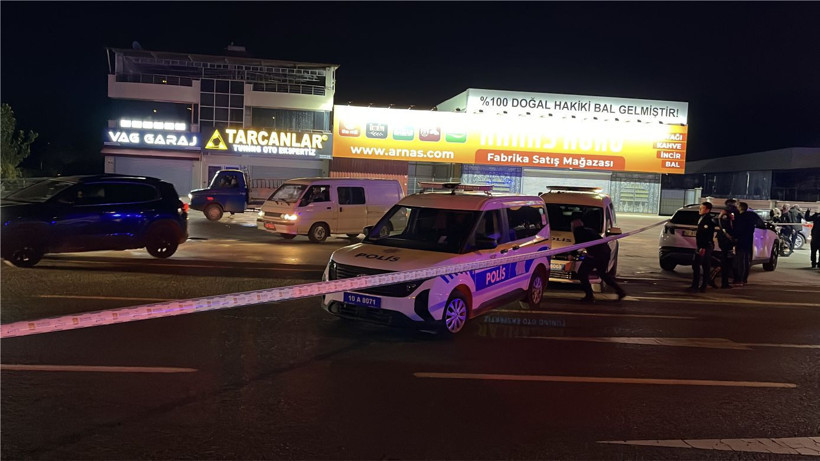 Balıkesir O Olayı Konuşuyor! 2 kişiyi öldürüp 7 kişiyi yaralayan Şahıs Etkisiz Hale Getirildi - 1. resim