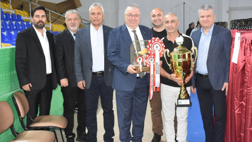 Dünyanın En Güzel Kanaryaları Edremit’te Yarıştı